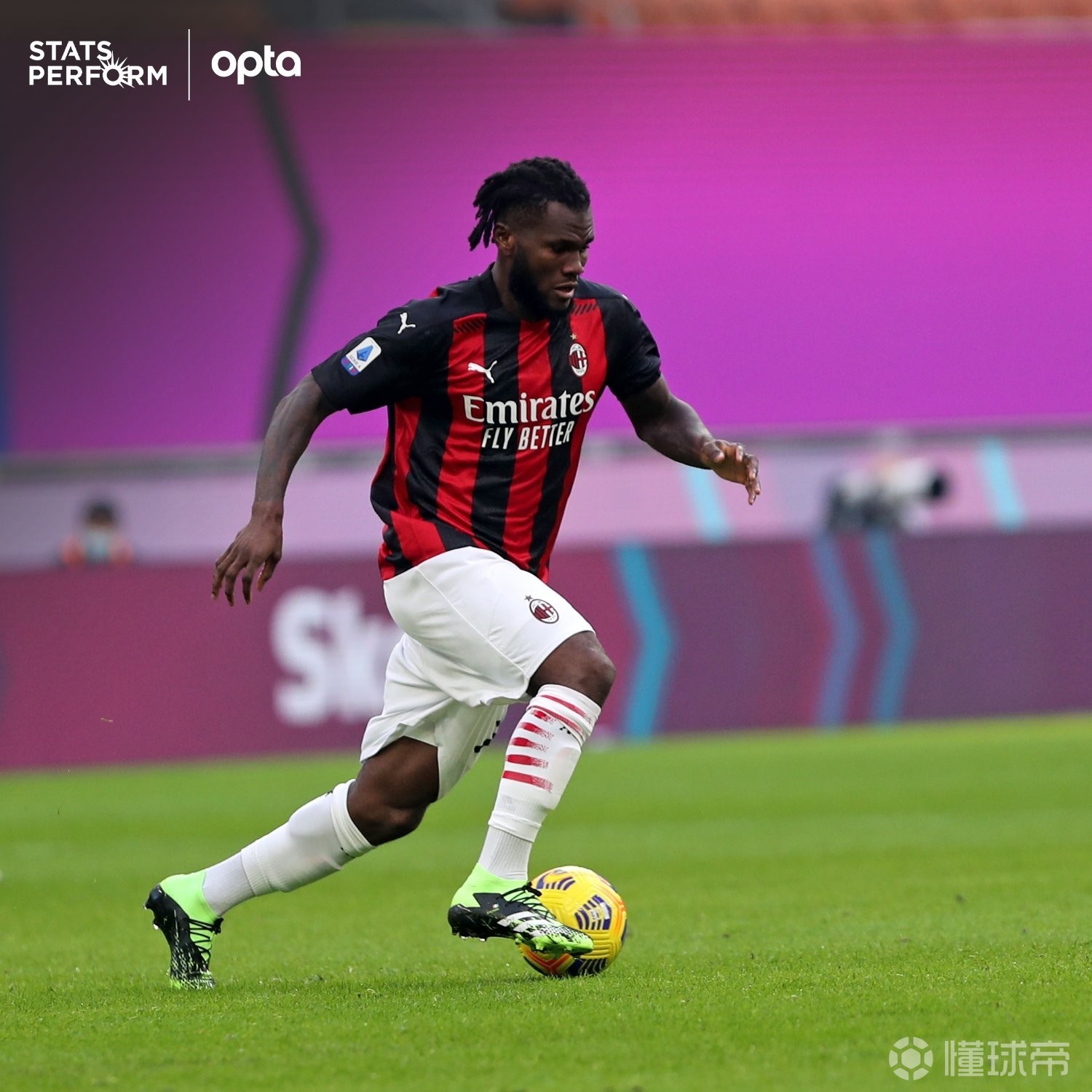 欧联倒计时，深圳男篮冲刺阶段迎来里程碑，细节引发关注，更衣室稳定，轮换策略成焦点的简单介绍-爱游戏